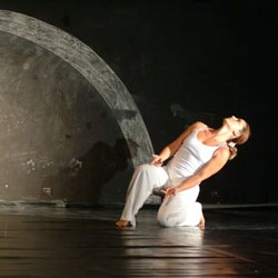 'The market' gives the not in Marrakech