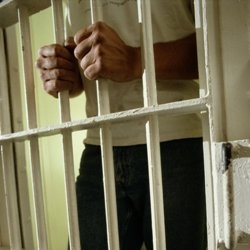 18 students in prison suspend their hunger strike