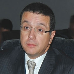 The domestic tourism represents 20 % of the tourism market national