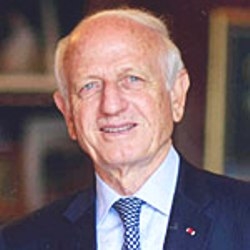 Freedom of the press in a debate in Marrakech by Mr azoulay