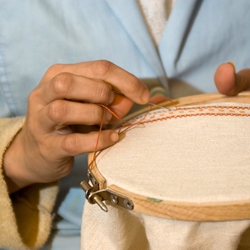The association Al Kawtar, much more than the embroidery